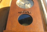 Arkinis laikrodis puoštas "karoliukais"
